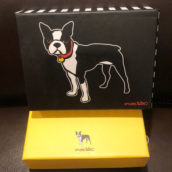 K MARC TETRO Red Bull Dog or Black Bull Dog Saffiano Leather Full Zip Wristlet - Picture 5 of 17